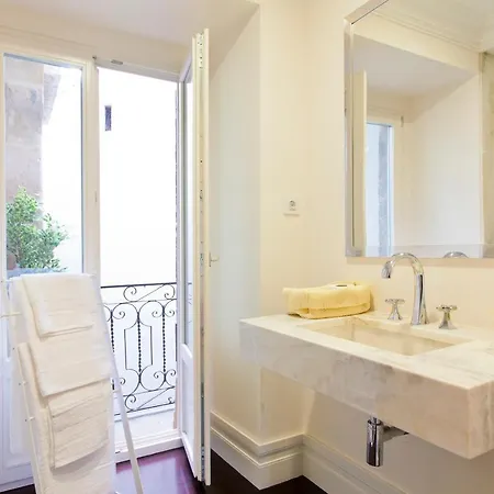 Apartment Baxia-chiado With Incredible View *